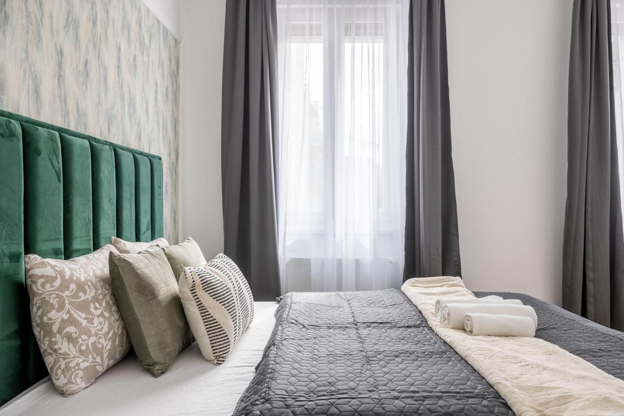 Luxy Central Spacious & Cozy Residence With Balcony Boedapest Buitenkant foto